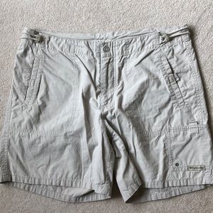 Ladies  ⭐️ 3 for $15 ⭐️ size medium shorts